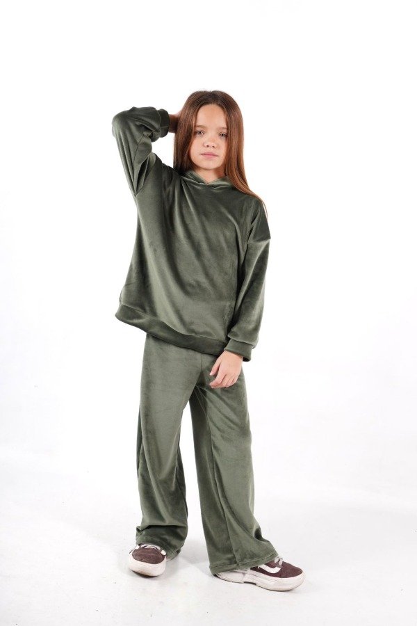 Producto - CONJUNTO BUZO Y WIDE LEGG VERDE entrega 30 de mayo aprox