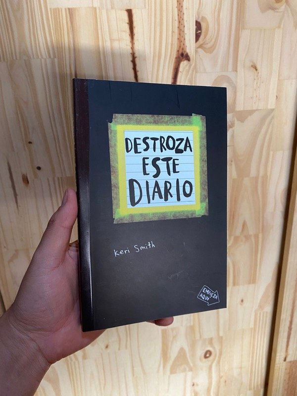 Producto - Destroza este diario