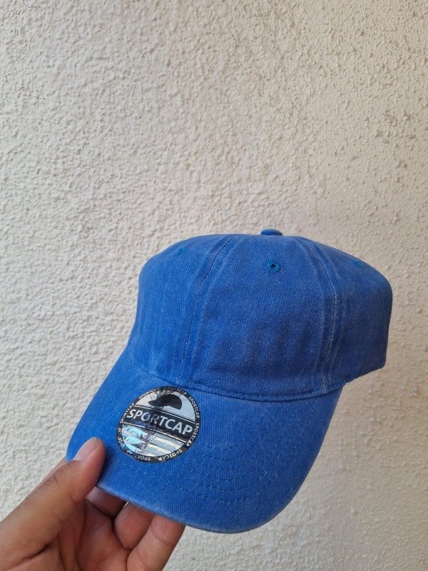 Producto - Gorra LISA VINTAGE REGULABLE AZUL CIELO