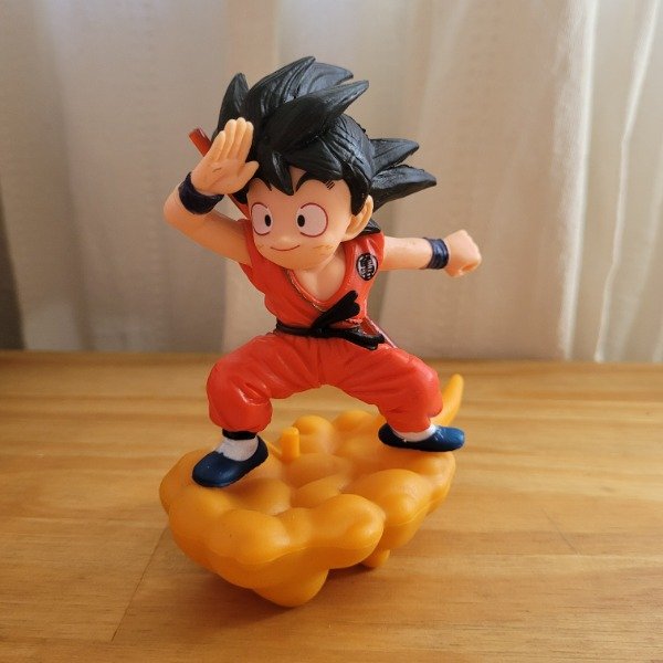 Producto - FIGURA GOKU NUBE VOLADORA