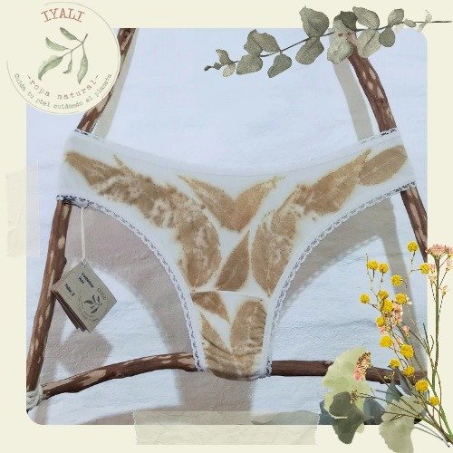 Producto - Vedetina clásica, less, talle 2, estampada con hojas de Pecán