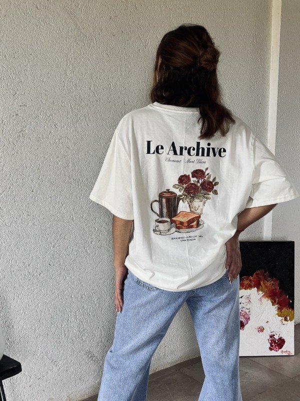 Producto - REMERA OVERSIZE LE ARCHIVE