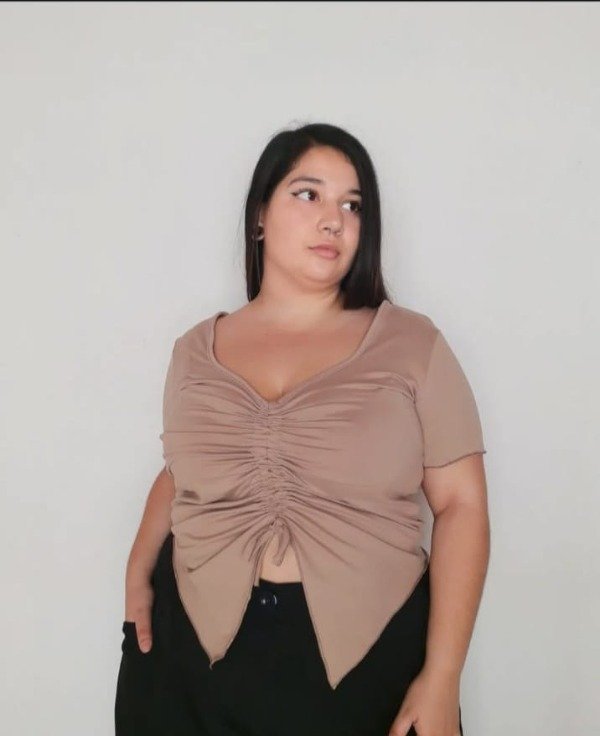 Producto - Remera Brunela