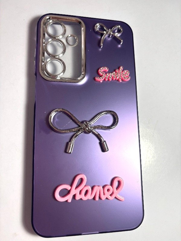 Producto - Case Chanel violeta A16