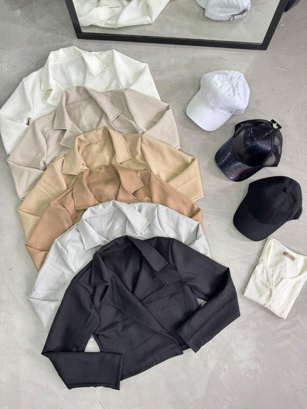 Producto - BLAZER SASTRERO CORTO