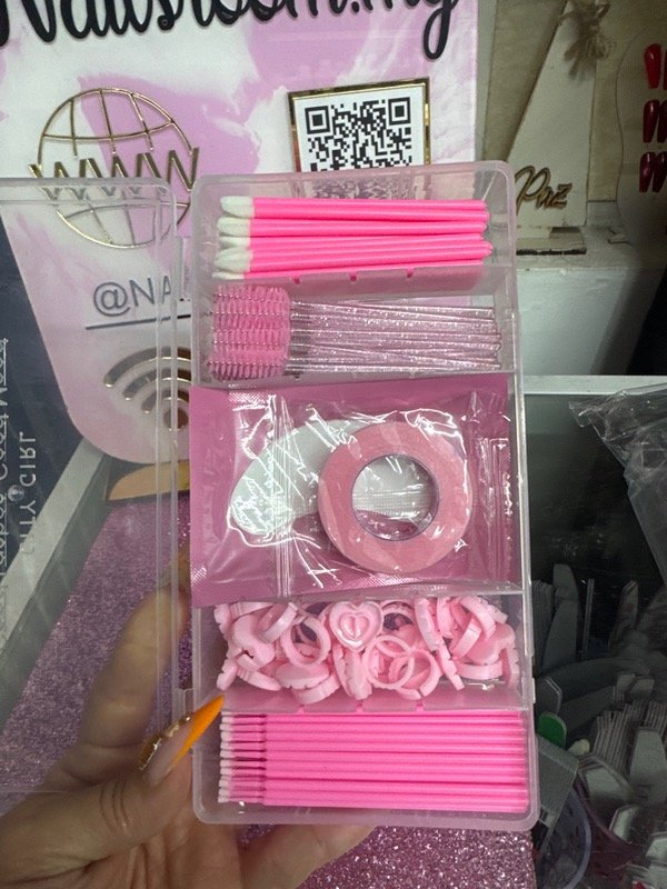 Producto - Kit de herramientas para pestañas city girl