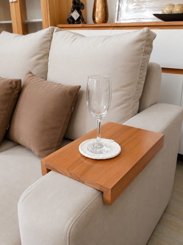 Producto - Mesa encastrable para sofá