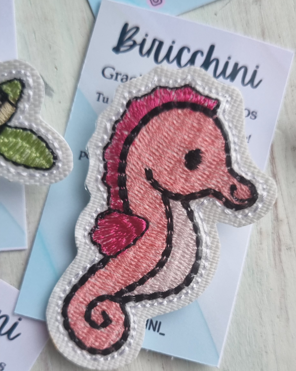 Producto - Pines Personalizados - "Caballito de Mar"
