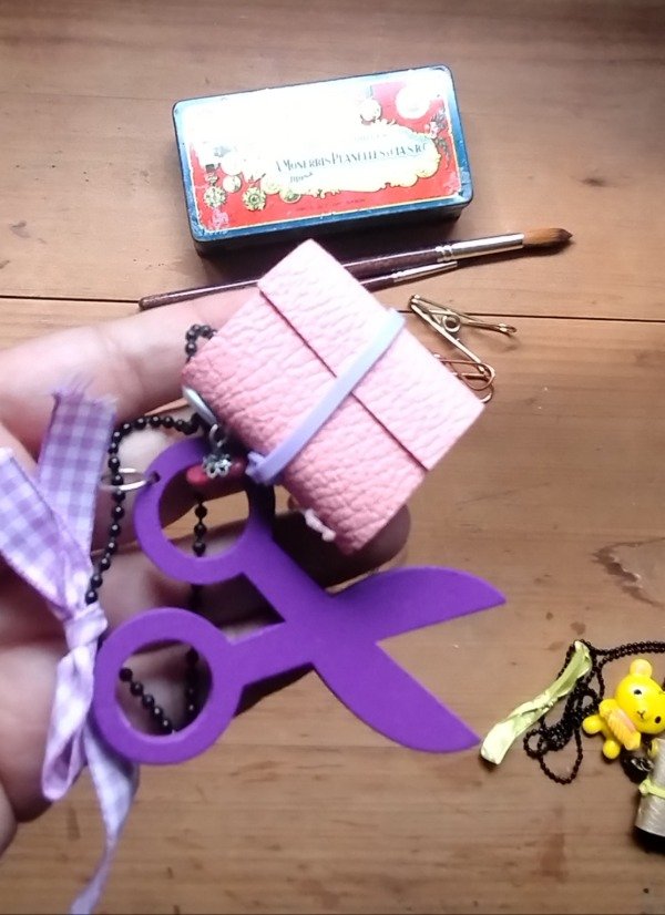 Producto - Collar con mini bitácora journal o acuarela - 5