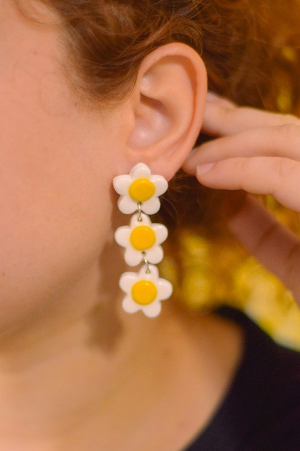 Producto - Aros margaritas triples - Rita porcelana