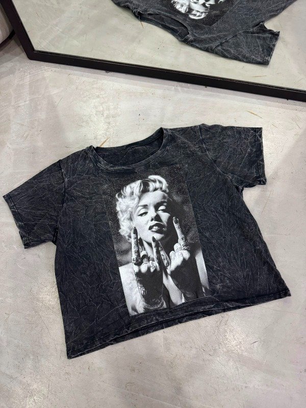 Producto - REMERA CROP BATIK - 1