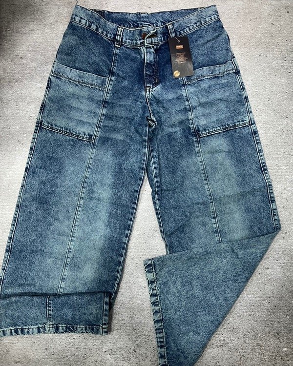 Producto - Baggy con bolsillo y linea