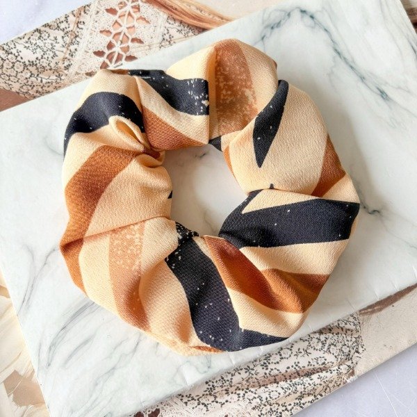 Producto - Scrunchie Cebra Beige