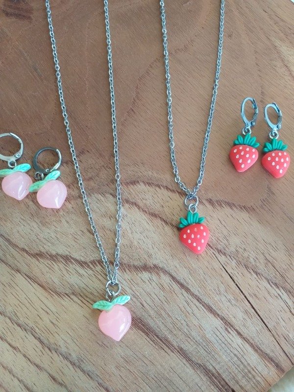 Producto - AQCLL0044 Conjunto collar + Aro brisura Frutas