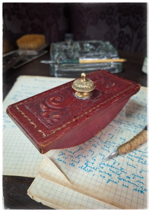 Producto - Secante de Cuero con tirador de bronce