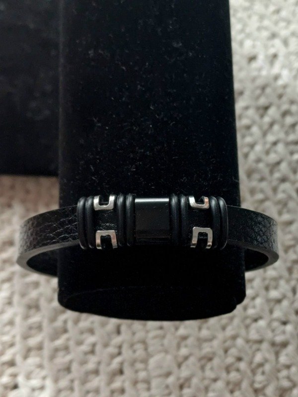 Producto - Pulsera cuero Drakar