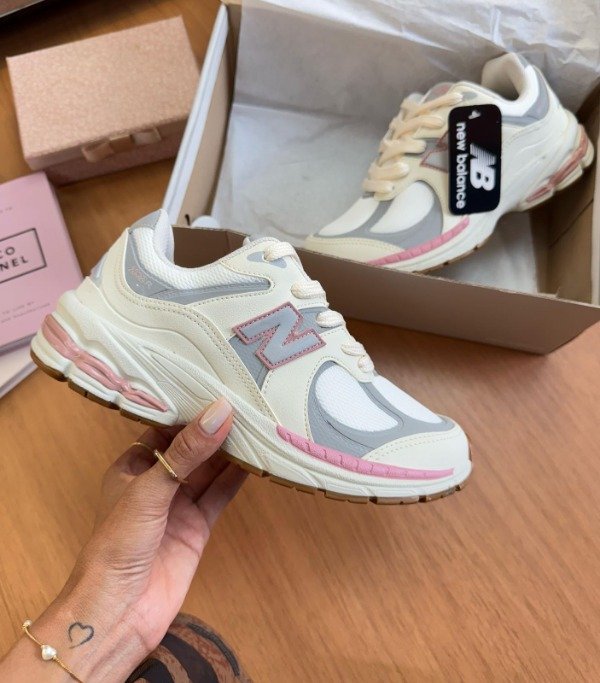 Producto - NEW BALANCE 2002 Premium