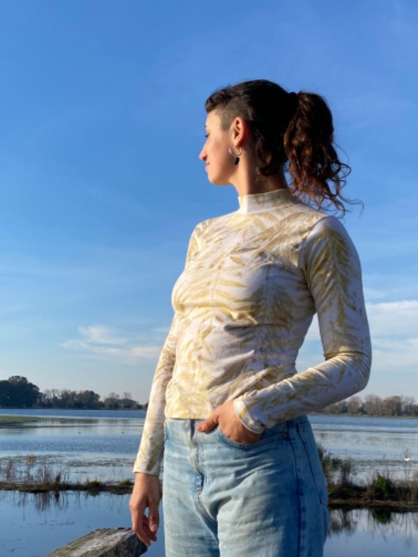 Producto - Polera Botánica Grevillea - Talle M