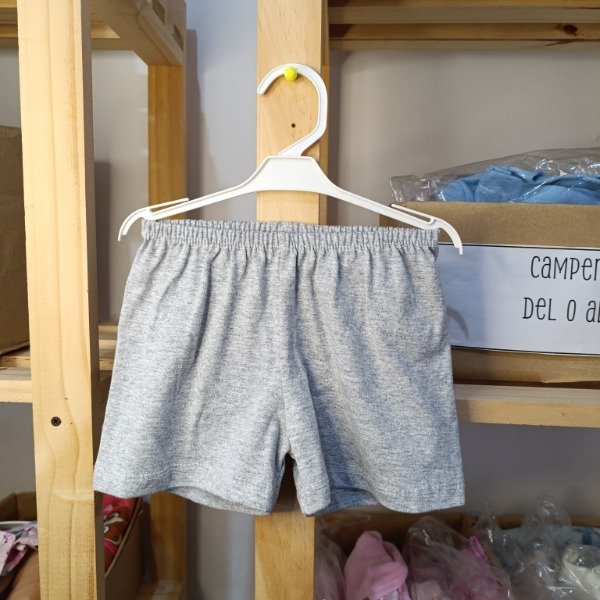 Producto - TALLE 6 - Short liso - GRIS