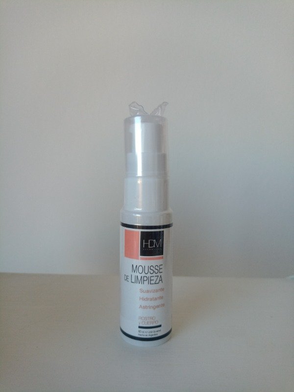 Producto - Mousse De Limpieza Descongestiva