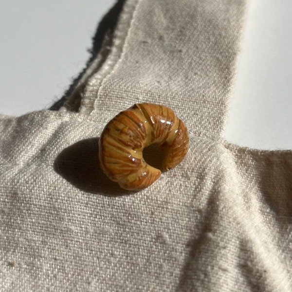 Producto - Pin Medialuna