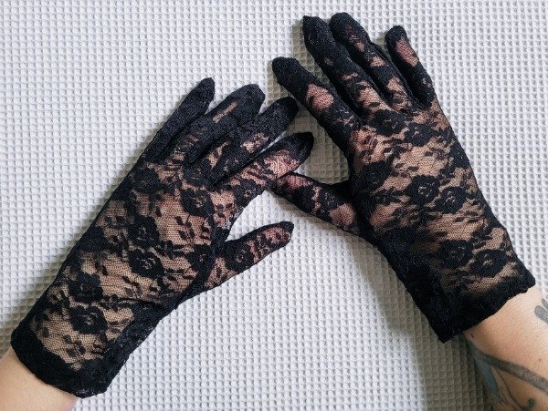 Producto - Guantes de Encaje Negros REVERIE