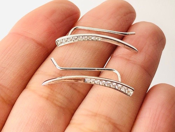 Producto - Aros trepadores Plata 925 con detalles de cubics