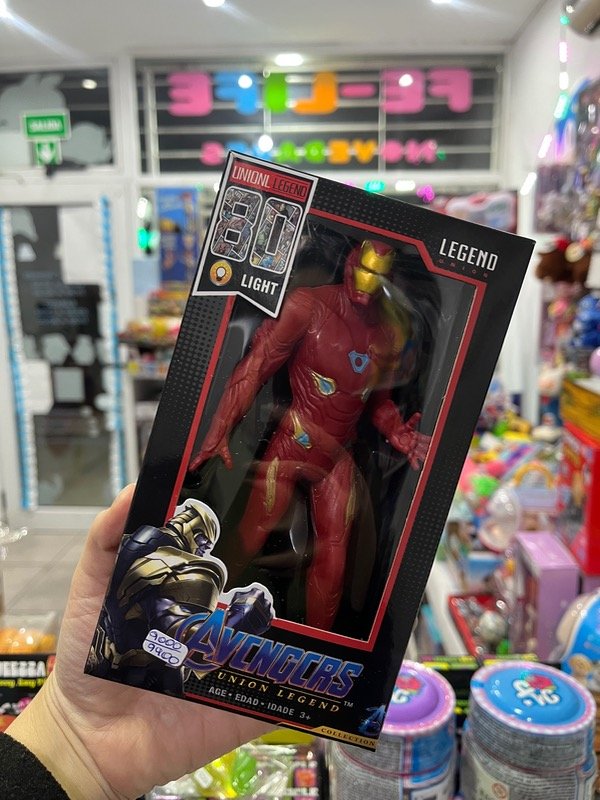 Producto - Avenger con luz - 1