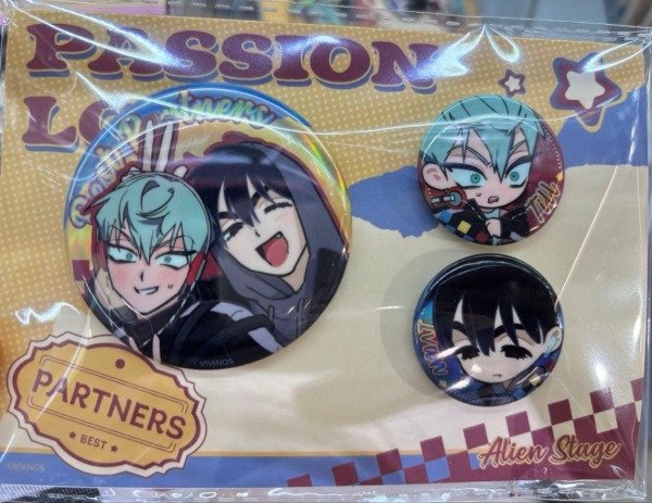 Producto - Alien Stage 3rd Anniversary Ivan y Till Original Badges set