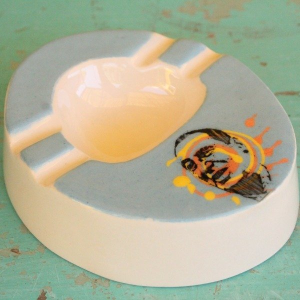 Producto - Cenicero Peron