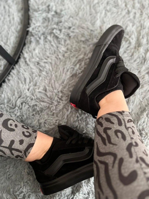 Producto - Vans knu total black