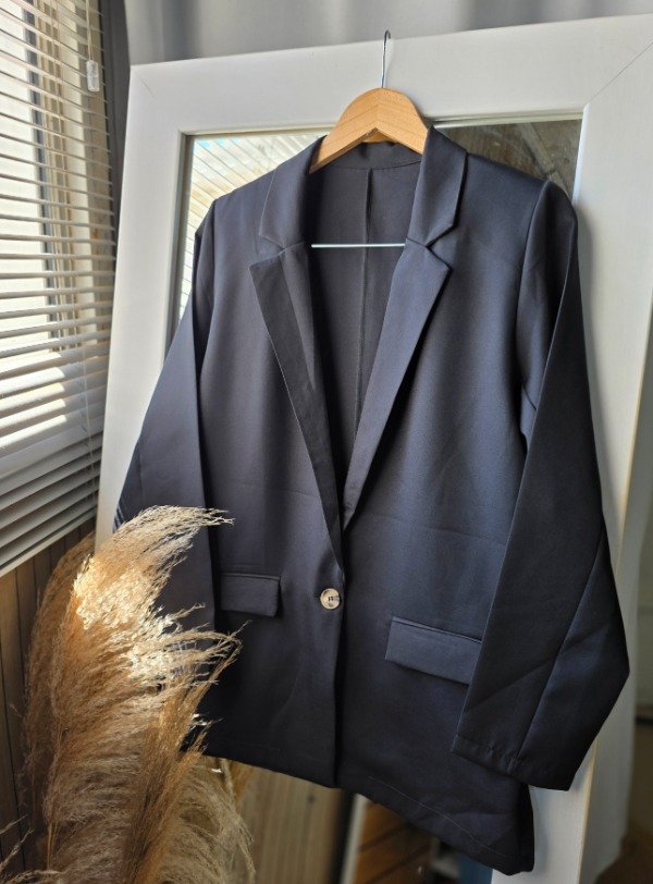 Producto - Blazer negro sastrero boton