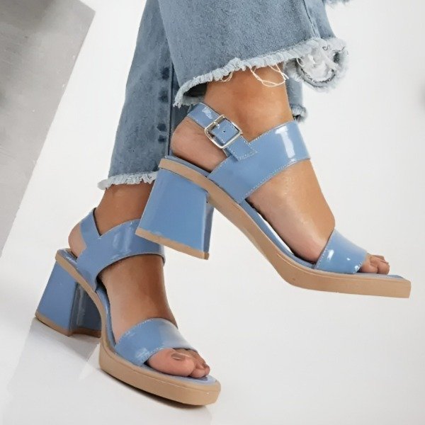 Producto - Sandalias Taco Charoladas Celestes (36-37 y 37-38)