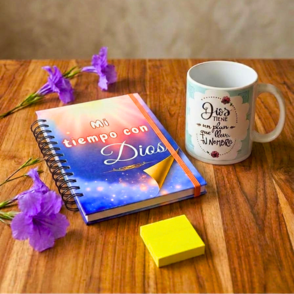 Producto - Diario Devocional + Taza personalizada - 3