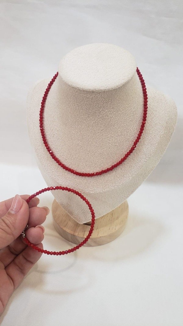 Producto - Conjunto pelotitas rojas collar y pulsera