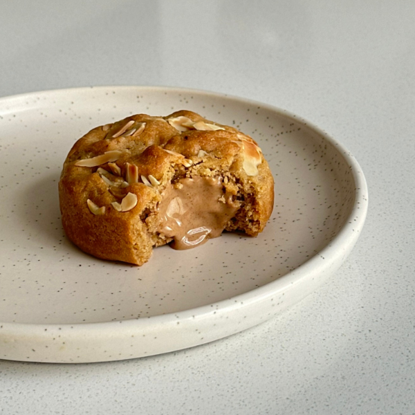 Producto - COOKIE RELLENA DE ALMENDRAS