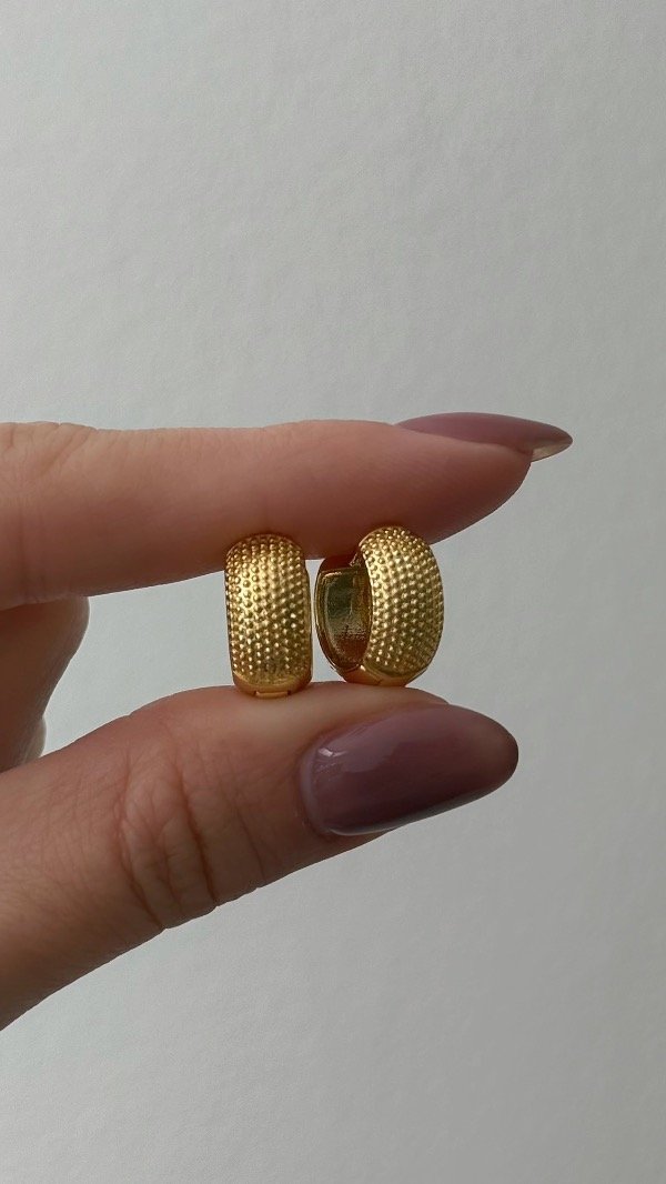 Producto - Argollas 1,6cm cinta bombe textu ORO LAMINADO