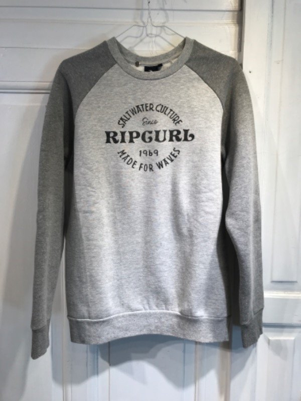 Producto - Buzo RIP CURL gris frisado Talle 14 años- PRECIO: 40x