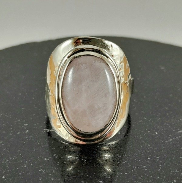Producto - Anillo de alpaca con Cuarzo Rosa - 2