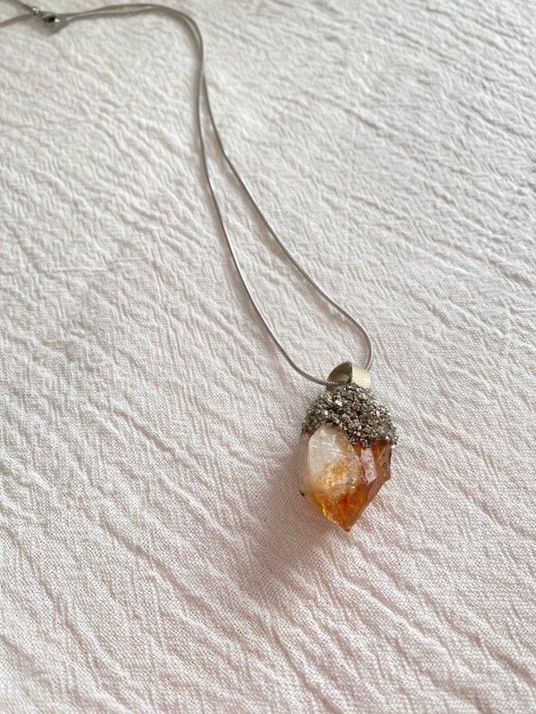 Producto - Collar Punta de Citrino con pirita