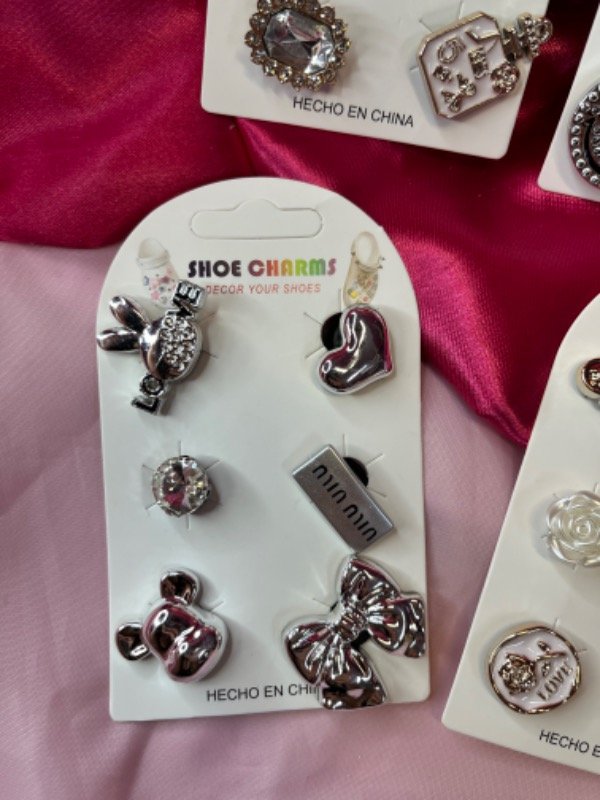 Producto - Pin para crocs-Diferentes modelos - 3