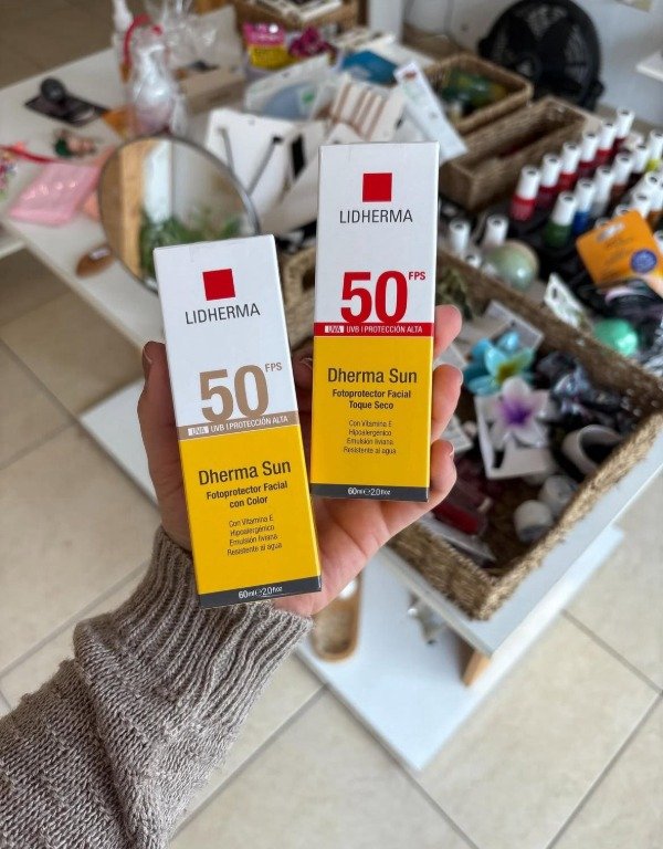 Producto - Dherma Sun Fotoprotector Facial con Color FPS50 60ml Lidherma