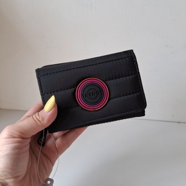 Producto - Billetera color negra Trendy