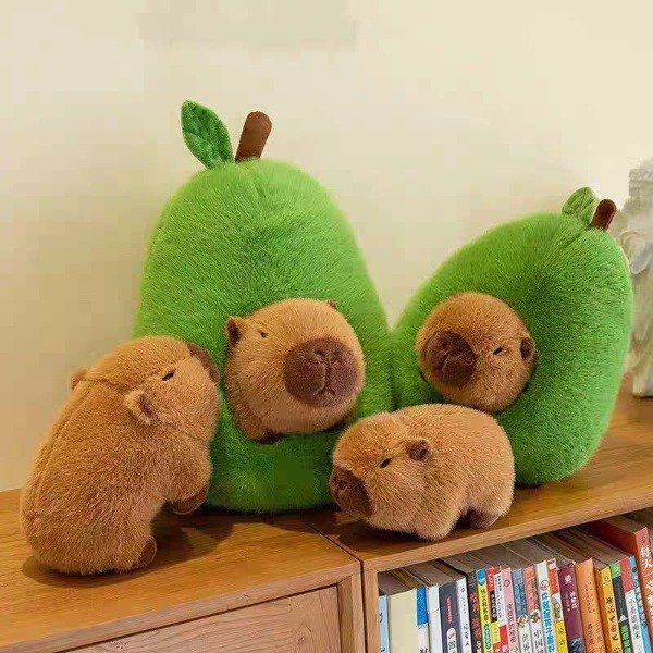 Producto - Peluche Capybara con Palta 35 cm