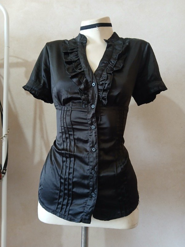 Producto - Camisa negra fit