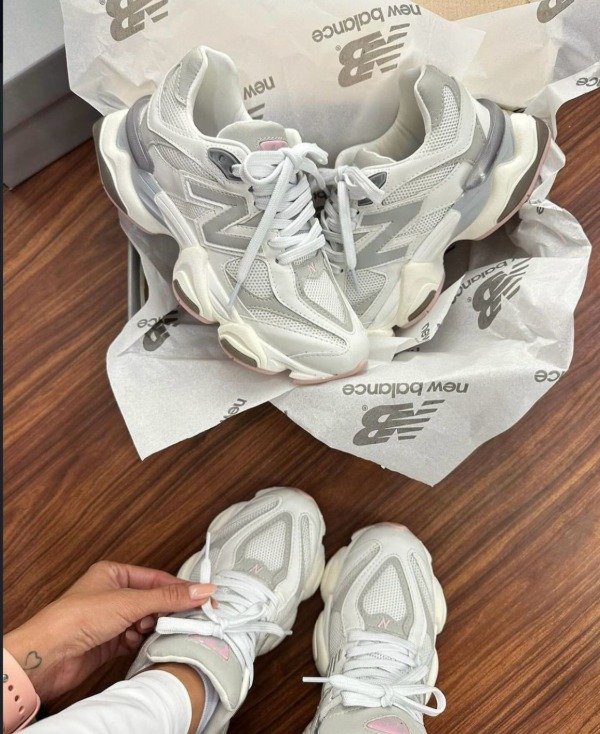 Producto - NEW BALANCE 9060 Blanco Rosa