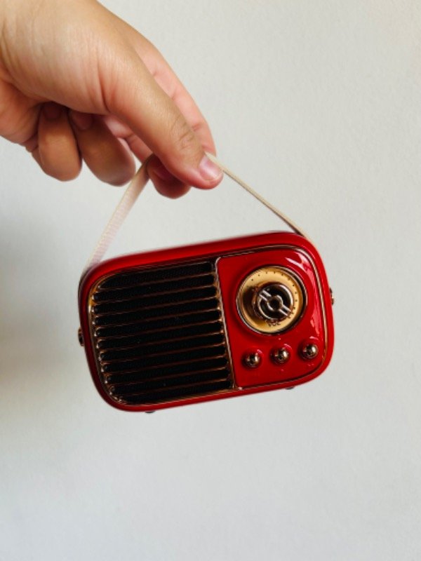 Producto - Parlante Bluetooth con diseño de Radio Vintage - 8