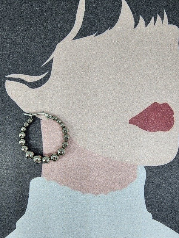 Producto - Aretes Con Bolitas Desiguales De 3,00 cm