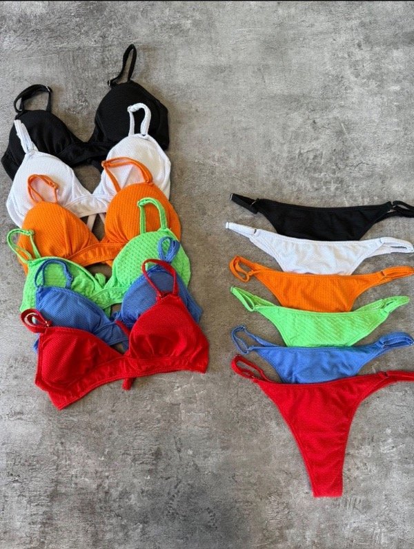 Producto - Bikini triángulo top texturada B94