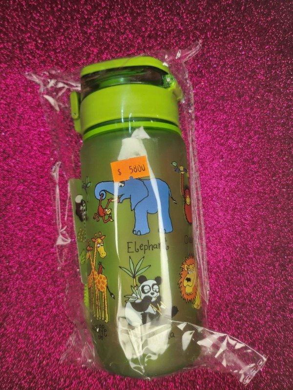 Producto - Botella de agua infantil